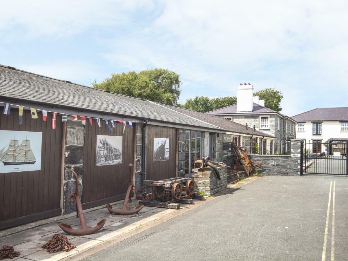 Bwthyn Llechen Apartment Porthmadog Exterior photo